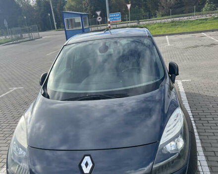 Сірий Рено Сценік, об'ємом двигуна 1.6 л та пробігом 148 тис. км за 6800 $, фото 16 на Automoto.ua