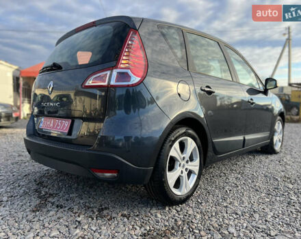 Сірий Рено Сценік, об'ємом двигуна 1.6 л та пробігом 237 тис. км за 7650 $, фото 2 на Automoto.ua
