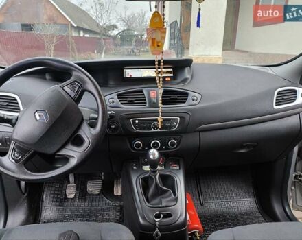 Сірий Рено Сценік, об'ємом двигуна 1.46 л та пробігом 207 тис. км за 6200 $, фото 4 на Automoto.ua