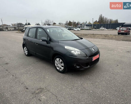 Серый Рено Сценик, объемом двигателя 1.6 л и пробегом 218 тыс. км за 7800 $, фото 14 на Automoto.ua