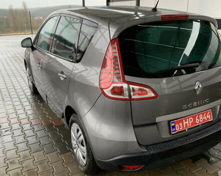 Серый Рено Сценик, объемом двигателя 1.6 л и пробегом 214 тыс. км за 7350 $, фото 3 на Automoto.ua