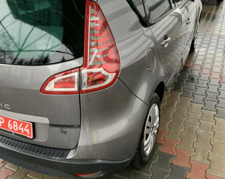 Серый Рено Сценик, объемом двигателя 1.6 л и пробегом 214 тыс. км за 7350 $, фото 22 на Automoto.ua