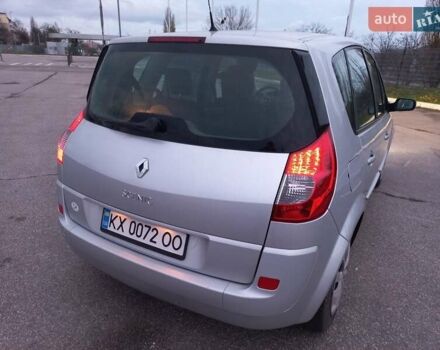 Серый Рено Сценик, объемом двигателя 2 л и пробегом 220 тыс. км за 6400 $, фото 5 на Automoto.ua