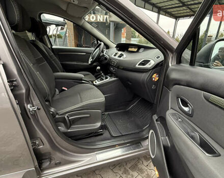 Сірий Рено Сценік, об'ємом двигуна 1.6 л та пробігом 176 тис. км за 7250 $, фото 14 на Automoto.ua