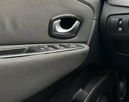 Серый Рено Сценик, объемом двигателя 1.5 л и пробегом 241 тыс. км за 5950 $, фото 27 на Automoto.ua