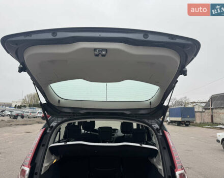 Серый Рено Сценик, объемом двигателя 1.6 л и пробегом 218 тыс. км за 7800 $, фото 51 на Automoto.ua