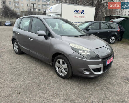 Сірий Рено Сценік, об'ємом двигуна 1.6 л та пробігом 230 тис. км за 8200 $, фото 1 на Automoto.ua