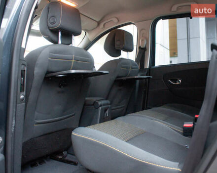 Серый Рено Сценик, объемом двигателя 2 л и пробегом 130 тыс. км за 8200 $, фото 12 на Automoto.ua