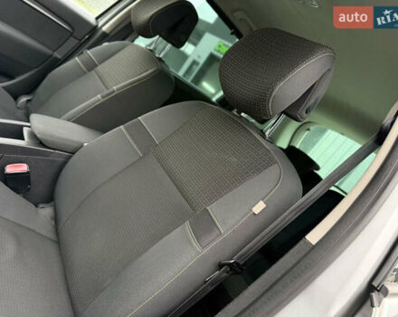 Серый Рено Сценик, объемом двигателя 1.6 л и пробегом 196 тыс. км за 6700 $, фото 46 на Automoto.ua