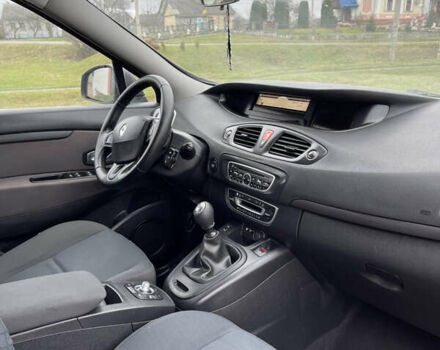 Сірий Рено Сценік, об'ємом двигуна 1.5 л та пробігом 268 тис. км за 6450 $, фото 16 на Automoto.ua