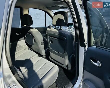 Серый Рено Сценик, объемом двигателя 1.6 л и пробегом 228 тыс. км за 5450 $, фото 26 на Automoto.ua