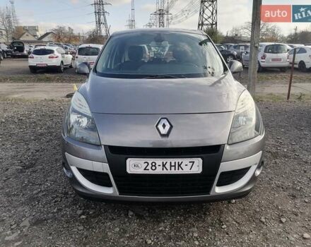 Серый Рено Сценик, объемом двигателя 1.6 л и пробегом 156 тыс. км за 7200 $, фото 1 на Automoto.ua