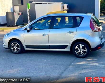 Рено Сценік 2009 у Лубнах на Automoto.ua Сірий Рено Сценік, об'ємом двигуна 1.5 л та пробігом 0 тис. км за 6650 $, фото 1 на Automoto.ua