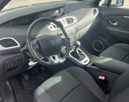 Сірий Рено Сценік, об'ємом двигуна 1.6 л та пробігом 148 тис. км за 6800 $, фото 12 на Automoto.ua