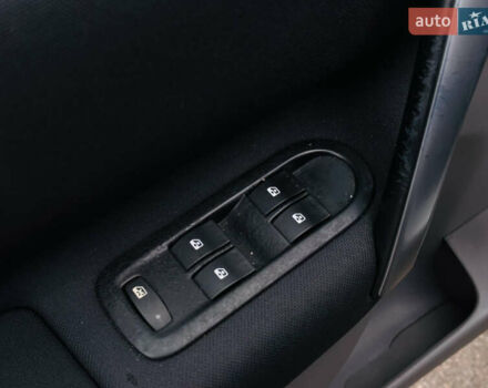 Серый Рено Сценик, объемом двигателя 1.6 л и пробегом 540 тыс. км за 6900 $, фото 25 на Automoto.ua