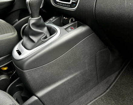 Серый Рено Сценик, объемом двигателя 2 л и пробегом 272 тыс. км за 6800 $, фото 23 на Automoto.ua