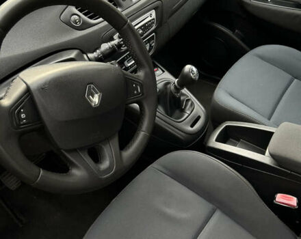 Серый Рено Сценик, объемом двигателя 1.5 л и пробегом 241 тыс. км за 5950 $, фото 12 на Automoto.ua