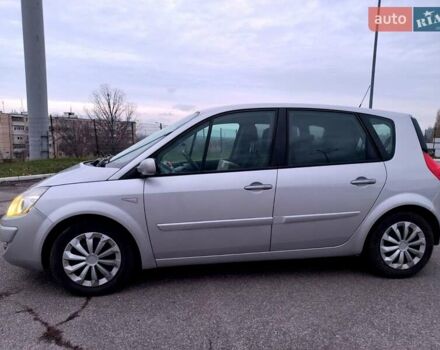 Серый Рено Сценик, объемом двигателя 2 л и пробегом 220 тыс. км за 6400 $, фото 9 на Automoto.ua