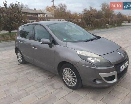 Рено Сценик 2009 в Болграде на Automoto.ua Серый Рено Сценик, объемом двигателя 1.4 л и пробегом 193 тыс. км за 6700 $, фото 3 на Automoto.ua
