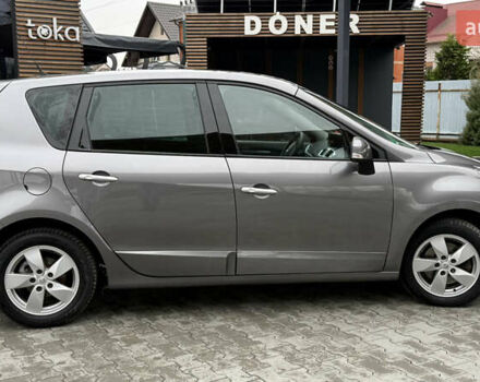 Сірий Рено Сценік, об'ємом двигуна 1.6 л та пробігом 176 тис. км за 7250 $, фото 4 на Automoto.ua
