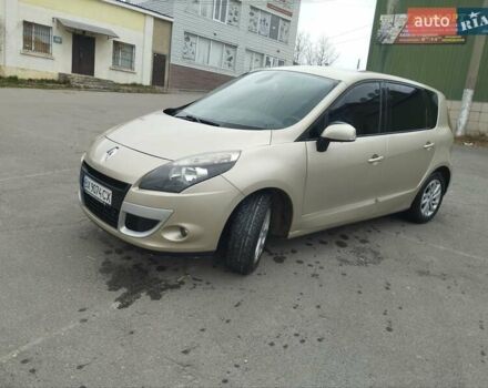 Серый Рено Сценик, объемом двигателя 1.6 л и пробегом 250 тыс. км за 6600 $, фото 4 на Automoto.ua