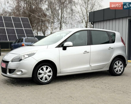 Серый Рено Сценик, объемом двигателя 1.6 л и пробегом 196 тыс. км за 6700 $, фото 5 на Automoto.ua