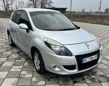 Рено Сценік 2009 у Самборе на Automoto.ua Сірий Рено Сценік, об'ємом двигуна 1.87 л та пробігом 270 тис. км за 6550 $, фото 3 на Automoto.ua