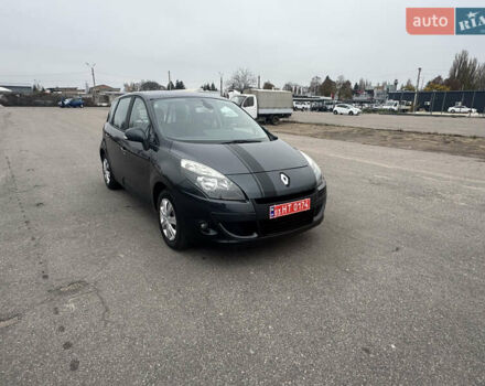 Серый Рено Сценик, объемом двигателя 1.6 л и пробегом 218 тыс. км за 7800 $, фото 15 на Automoto.ua