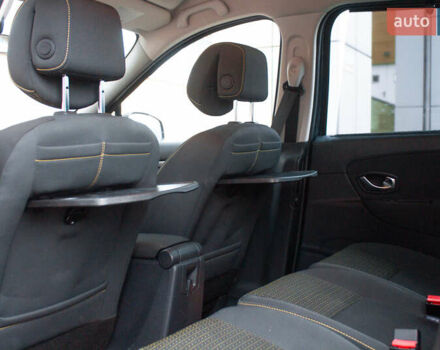 Серый Рено Сценик, объемом двигателя 2 л и пробегом 130 тыс. км за 8200 $, фото 14 на Automoto.ua