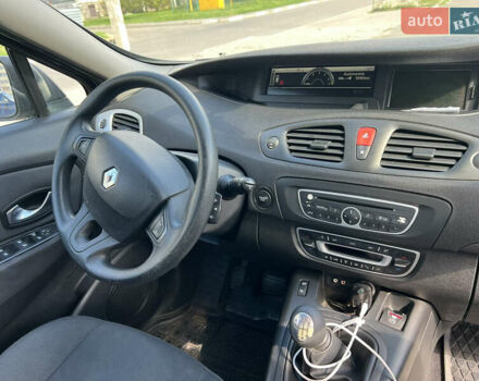 Серый Рено Сценик, объемом двигателя 1.5 л и пробегом 295 тыс. км за 5800 $, фото 10 на Automoto.ua