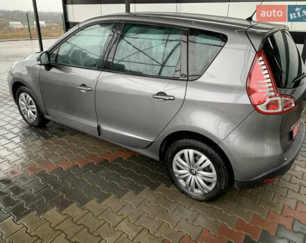 Серый Рено Сценик, объемом двигателя 1.6 л и пробегом 214 тыс. км за 7350 $, фото 7 на Automoto.ua