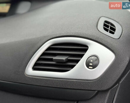 Серый Рено Сценик, объемом двигателя 1.6 л и пробегом 196 тыс. км за 6700 $, фото 103 на Automoto.ua