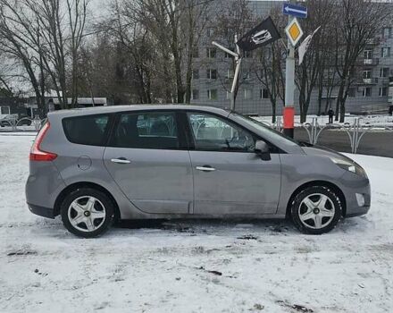 Серый Рено Сценик, объемом двигателя 1.4 л и пробегом 270 тыс. км за 6000 $, фото 10 на Automoto.ua