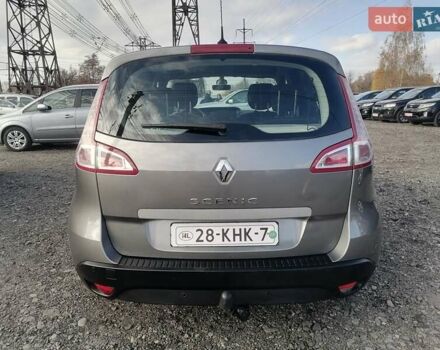 Серый Рено Сценик, объемом двигателя 1.6 л и пробегом 156 тыс. км за 7200 $, фото 4 на Automoto.ua
