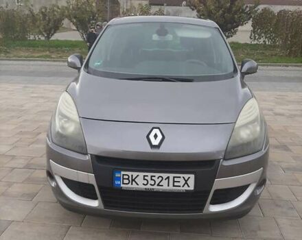 Рено Сценик 2009 в Болграде на Automoto.ua Серый Рено Сценик, объемом двигателя 1.4 л и пробегом 193 тыс. км за 6700 $, фото 2 на Automoto.ua