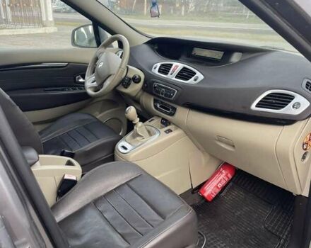 Сірий Рено Сценік, об'ємом двигуна 1.46 л та пробігом 269 тис. км за 6500 $, фото 33 на Automoto.ua