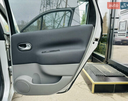 Серый Рено Сценик, объемом двигателя 1.6 л и пробегом 540 тыс. км за 6900 $, фото 21 на Automoto.ua