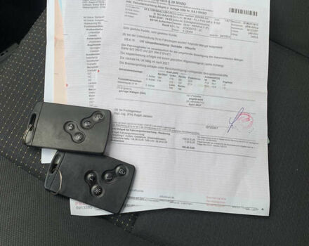 Серый Рено Сценик, объемом двигателя 1.6 л и пробегом 214 тыс. км за 7350 $, фото 74 на Automoto.ua