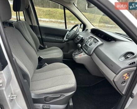 Сірий Рено Сценік, об'ємом двигуна 1.6 л та пробігом 229 тис. км за 5100 $, фото 18 на Automoto.ua