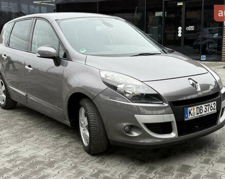 Сірий Рено Сценік, об'ємом двигуна 1.6 л та пробігом 176 тис. км за 7250 $, фото 1 на Automoto.ua