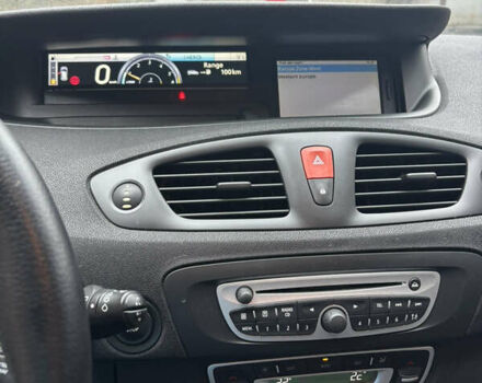 Серый Рено Сценик, объемом двигателя 1.87 л и пробегом 320 тыс. км за 6300 $, фото 12 на Automoto.ua