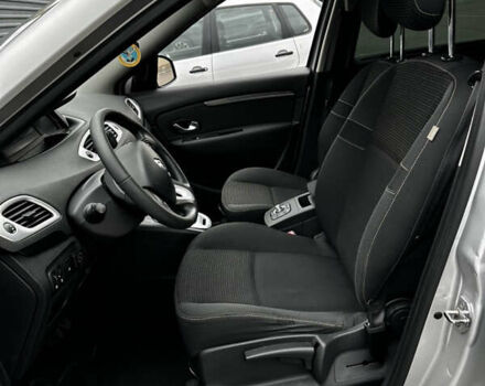 Серый Рено Сценик, объемом двигателя 2 л и пробегом 272 тыс. км за 6800 $, фото 13 на Automoto.ua