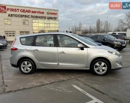 Сірий Рено Сценік, об'ємом двигуна 1.4 л та пробігом 176 тис. км за 7300 $, фото 3 на Automoto.ua