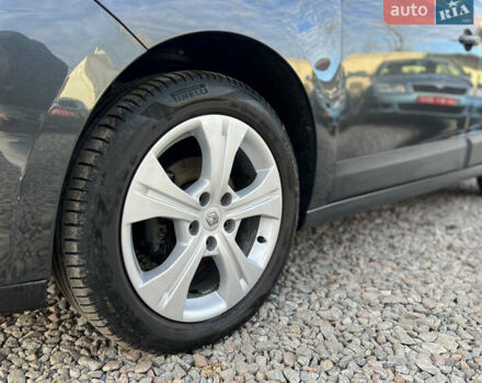 Сірий Рено Сценік, об'ємом двигуна 1.6 л та пробігом 237 тис. км за 7650 $, фото 12 на Automoto.ua