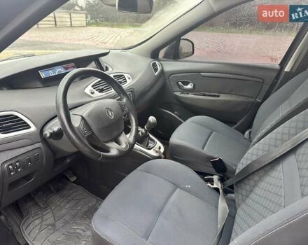 Сірий Рено Сценік, об'ємом двигуна 1.46 л та пробігом 271 тис. км за 4750 $, фото 12 на Automoto.ua