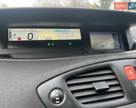 Серый Рено Сценик, объемом двигателя 1.6 л и пробегом 291 тыс. км за 6200 $, фото 8 на Automoto.ua