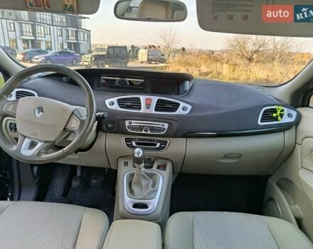 Сірий Рено Сценік, об'ємом двигуна 1.46 л та пробігом 215 тис. км за 5950 $, фото 14 на Automoto.ua