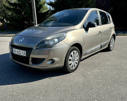 Сірий Рено Сценік, об'ємом двигуна 1.6 л та пробігом 230 тис. км за 5900 $, фото 4 на Automoto.ua