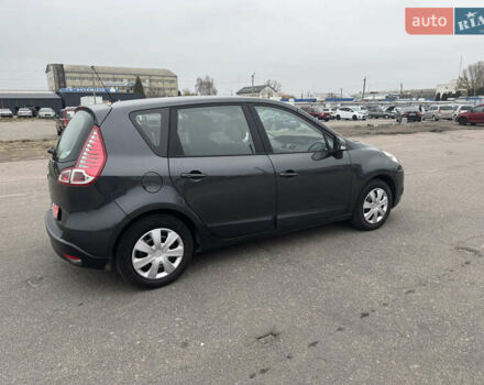 Серый Рено Сценик, объемом двигателя 1.6 л и пробегом 218 тыс. км за 7800 $, фото 10 на Automoto.ua