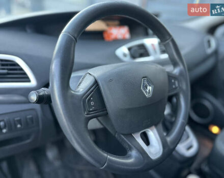 Серый Рено Сценик, объемом двигателя 1.46 л и пробегом 265 тыс. км за 4950 $, фото 7 на Automoto.ua